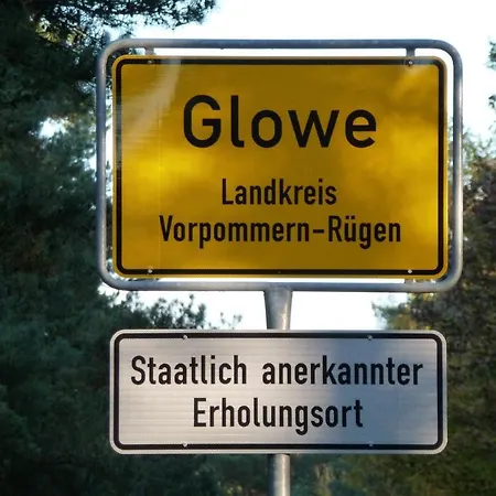 Zum Huhnergott شقة غلوفي