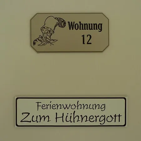 Zum Huhnergott شقة